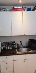 One bedroom for rent at Markham, It is available 28 Feb. - Photo 4