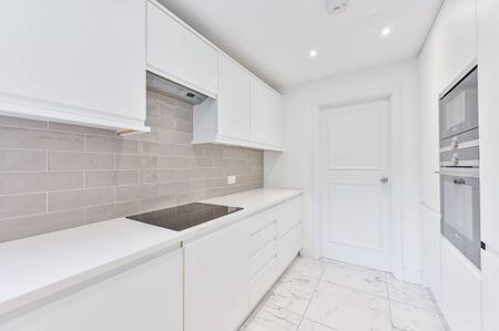 3 bedroom flat to rent - Photo 3