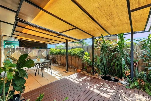MODERN 2 BED UNIT CLOSE TO PALMERSTON CBD - Photo 1
