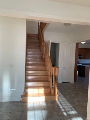 For Lease - 3127 Streamwood Pass, Oakville, Ontario - Photo 1