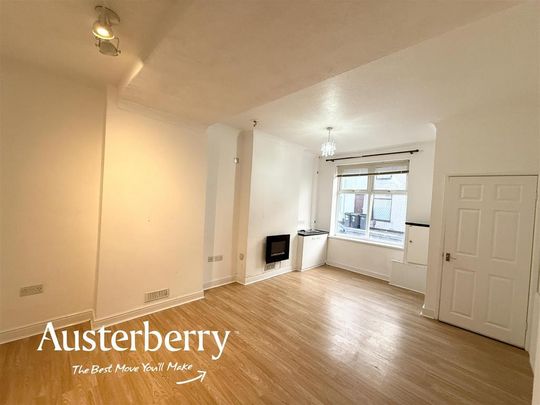 2 bedroom end of terrace house to rent - Photo 1