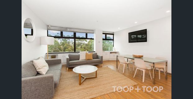 Stylish Fully Furnished Apartment with Park Views - Photo 1