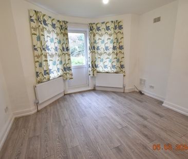 1 Bed Flat, Crescent Road, LU2 - Photo 1