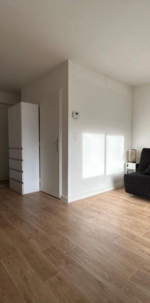 Location Appartement 1 pièce 19m² EPERNON 28230 - Photo 1