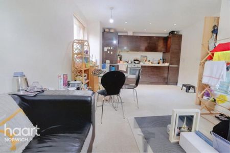 2 bedroom apartment to rent - Photo 2