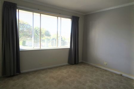 8 Jefferson Court Lutana TAS 7009 Australia - Photo 3