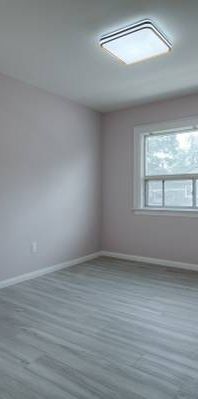 1-Bdrm Unit in Multiplex near Bloor West - Photo 1