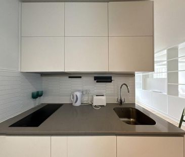 Studio to rent - Photo 2