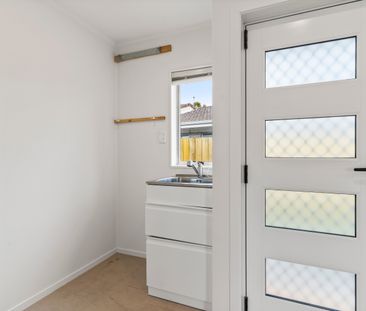 Spacious Fully Renovated Unit - Photo 1