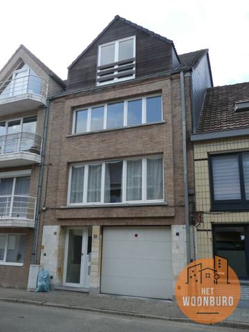 Ruim duplex appartement met 2 slpks, terras en kelder - Photo 3