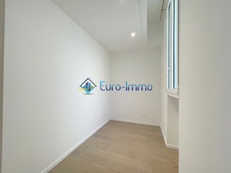 Location Appartement 2 pièces 40m² BEAUSOLEIL 06240 - Photo 4