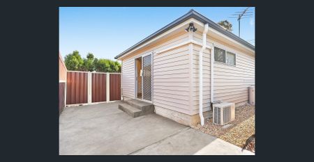 Contemporary Two Bedroom Granny Flat - Photo 4