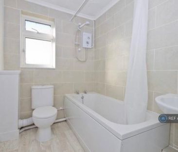 1 bedroom semi-detached house to rent - Photo 4