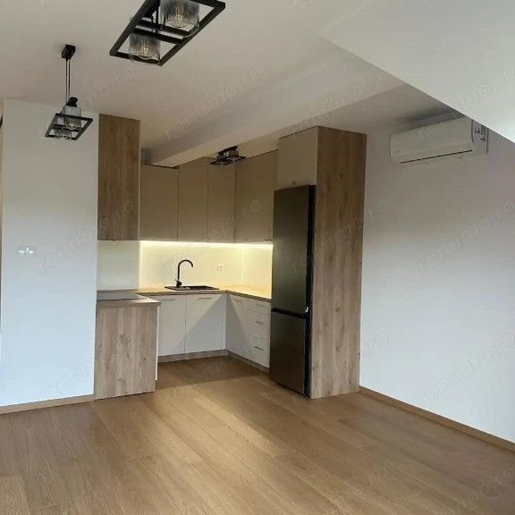 Garsoniera in zona Cotroceni - Fotografie 1