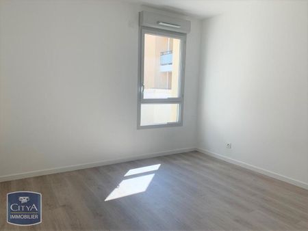 Location Appartement 3 pièces 58m² ISTRES 13800 - Photo 2