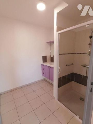 NOUVEAUTE: A LOUER APPARTEMENT T3 de près de 67 m² situé dans le centre de GUICHEN, constructio... - Photo 5