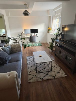 2 Bed Flat, Bethnal Green Road, E2 - Photo 1