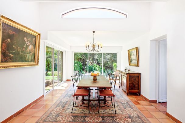 Rental Villa Ajaccio 10 Rooms 300 m² - Photo 1