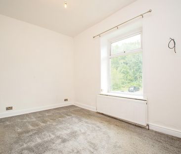 2 bedroom house to rent Ashbourne Street, OL11 - Photo 6