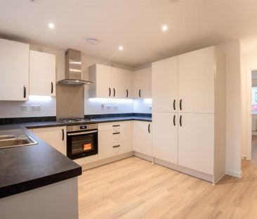 3 bedroom terraced house to rent - Photo 5