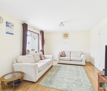 Pound Hill - Photo 2