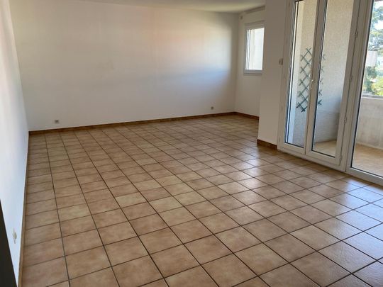 Location Appartement 2 pièces 60m² AUBENAS 07200 - Photo 1