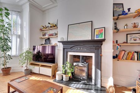 5 bedroom semi-detached house to rent - Photo 3