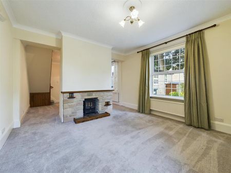 2 bedroom end of terrace house to rent - Photo 4