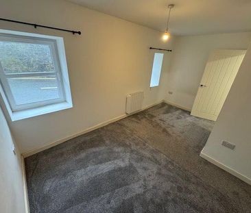 1 bedroom ground floor flat to rent - Photo 1