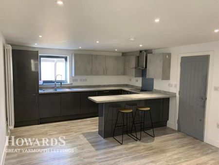 2 bedroom apartment to rent - Photo 4