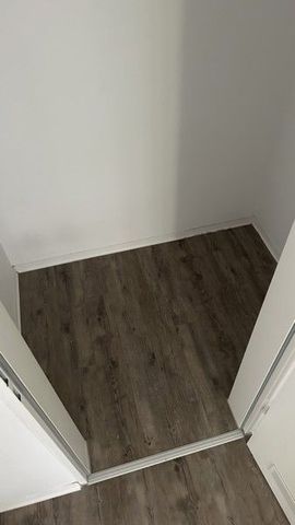 Neue Wohnung, neues Glück! 3-Zi.-Wohnung mit großem Balkon - Photo 4