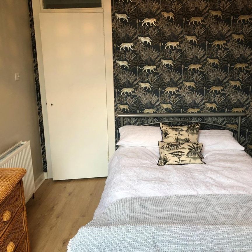 2 Bed Flat, Berkeley Street, G3 - Photo 1
