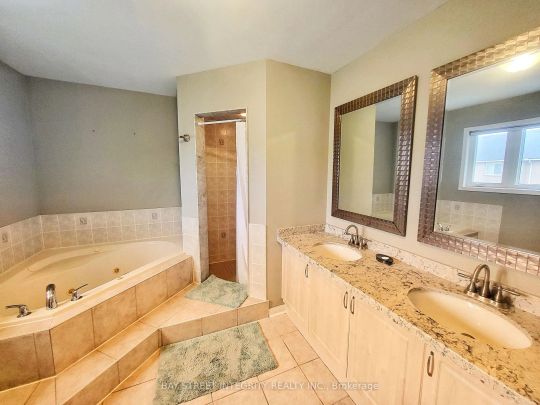 Detached Home For Lease | N9249654 - Photo 1