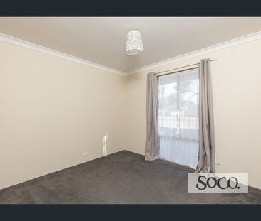 Comfortable Family Home in a Prime Safety Bay Location - Photo 4