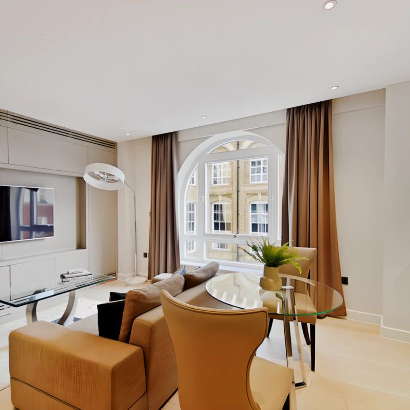 2 bedroom 2 bathroom - Photo 1