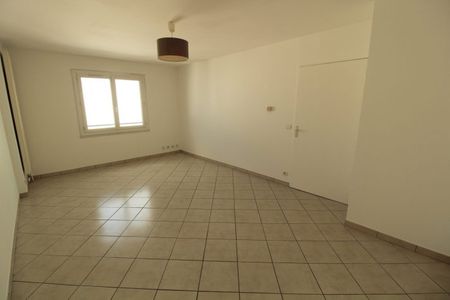 T2 Guyancourt 46 m² - Photo 2