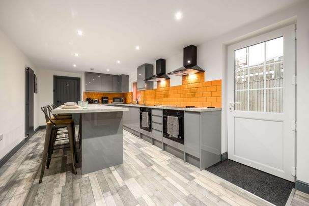 Brand New En-Suite In Bicester! 🏡 Bills Inc! Room 1 - Photo 1