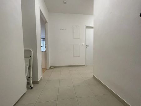Helle 3-Zimmer-Wohnung mit großem Balkon - inkl. Tiefgarage - unbefristeter Mietvertag - Photo 2