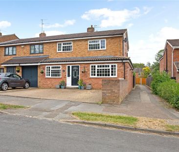 4 bedroom semi-detached house to rent - Photo 1