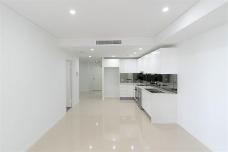 710/12 East Street Granville - Photo 4