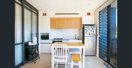 New furnished apartment in building w/ rooftop - Photo 5