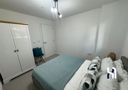 2 bedroom flat to rent - Photo 4