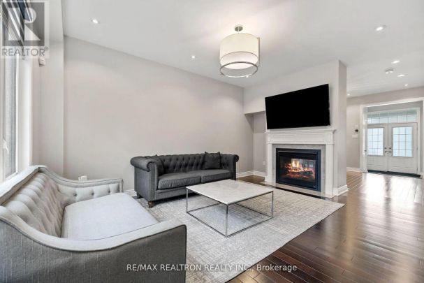 26 GARRARDVIEW STREET - Photo 1