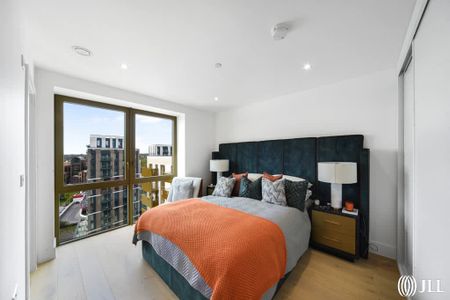 16 Capital Interchange Way Brentford TW8 - Photo 2