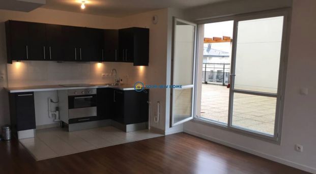 BEAU 3 PIECES AVEC TERRASSE DE 63 M2 - Photo 1