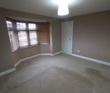 2 bedroom end of terrace house to rent - Photo 1