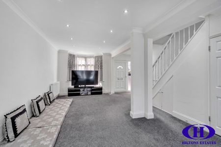 5 bedroom semi-detached house to rent - Photo 5