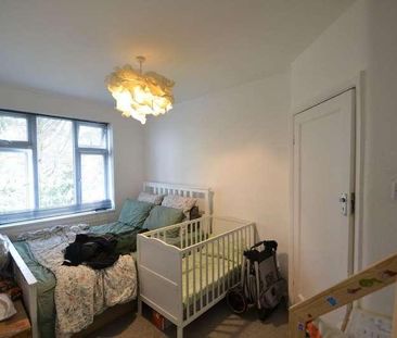 Chinbrook Road, Grove Park London, SE12 - Photo 3