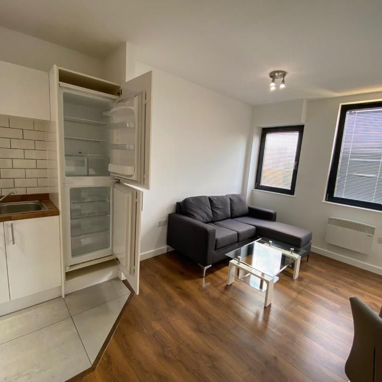 1 bedroom apartment - Photo 1