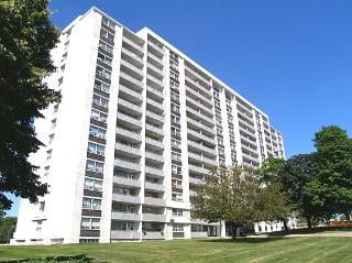 1154 Wilson Avenue - Photo 2